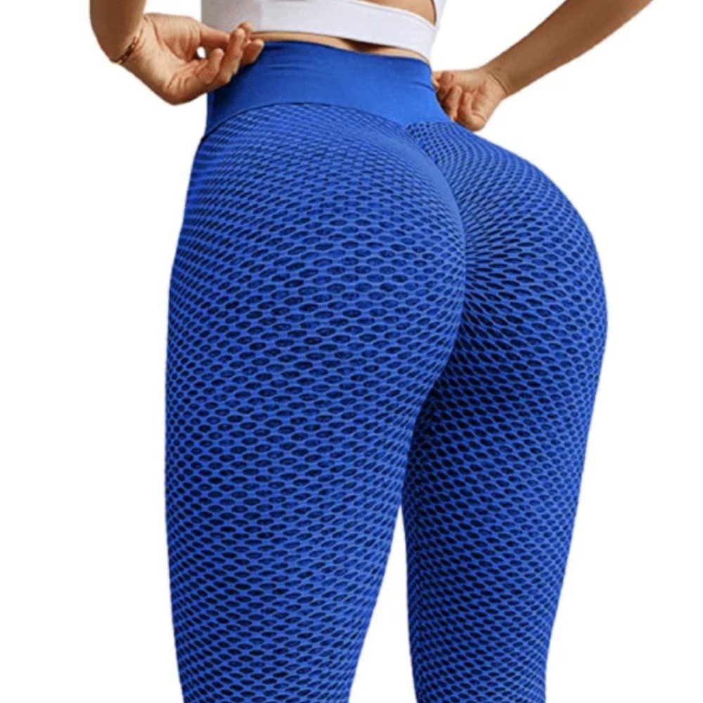 blue v cut front back scrunch textured cls leggings 
size large